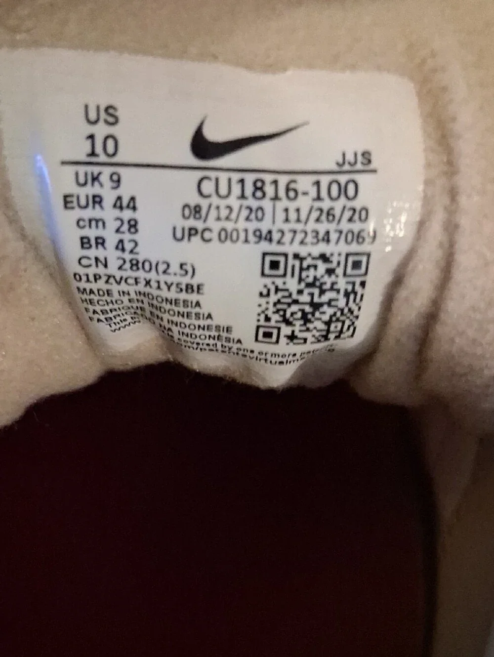 Nike White Pink Coral Runner Sneakers